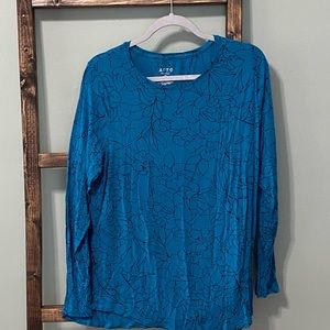 Apt 9 long sleeve shirt